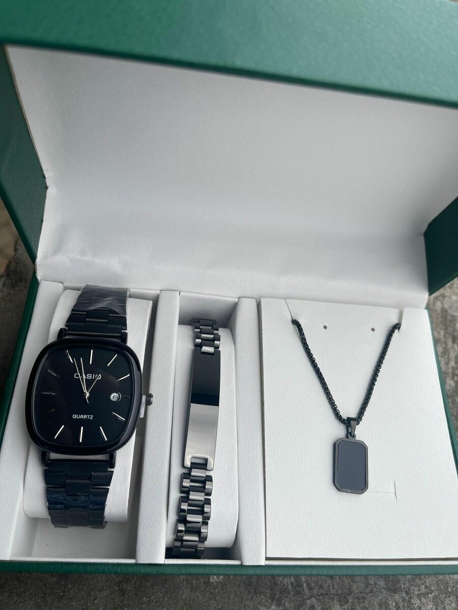 Casio Set: Montre et Bijoux