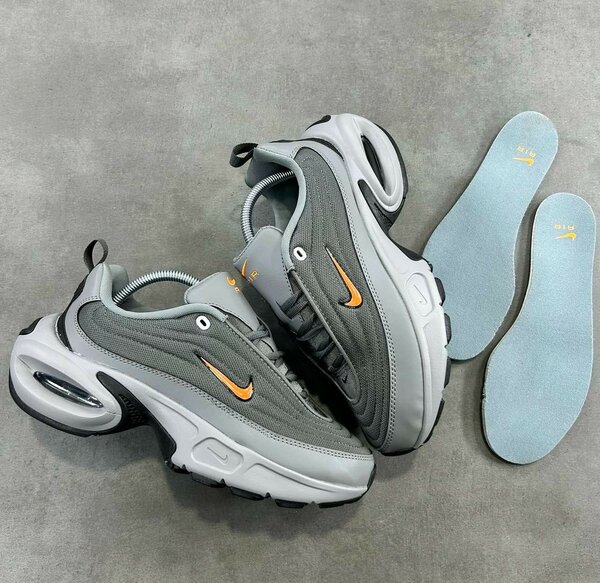NIKE CLASSIC