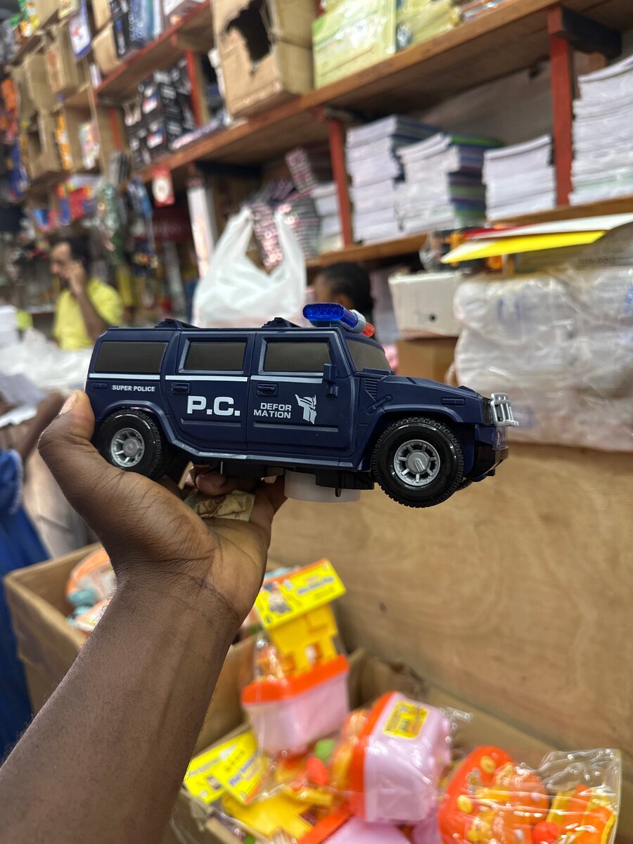 Voiture Robot Super Police