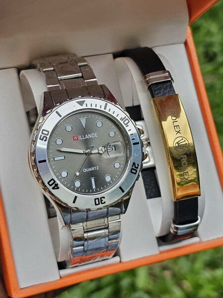 Montre en acier pour homme