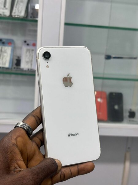 iPhone XR Blanc Débloqué