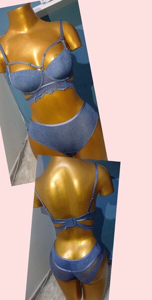 Ensemble de lingerie en dentelle bleue