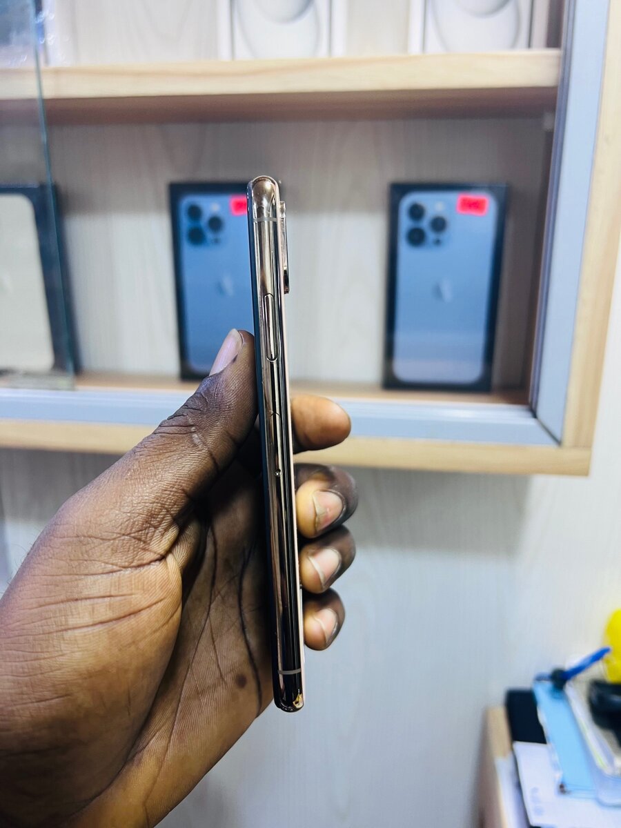 iPhone XS quasi neuf