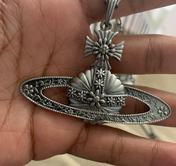 CHAÎNE VIVIENNE WESTWOOD