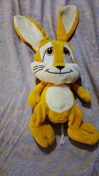 Peluche lapin jaune