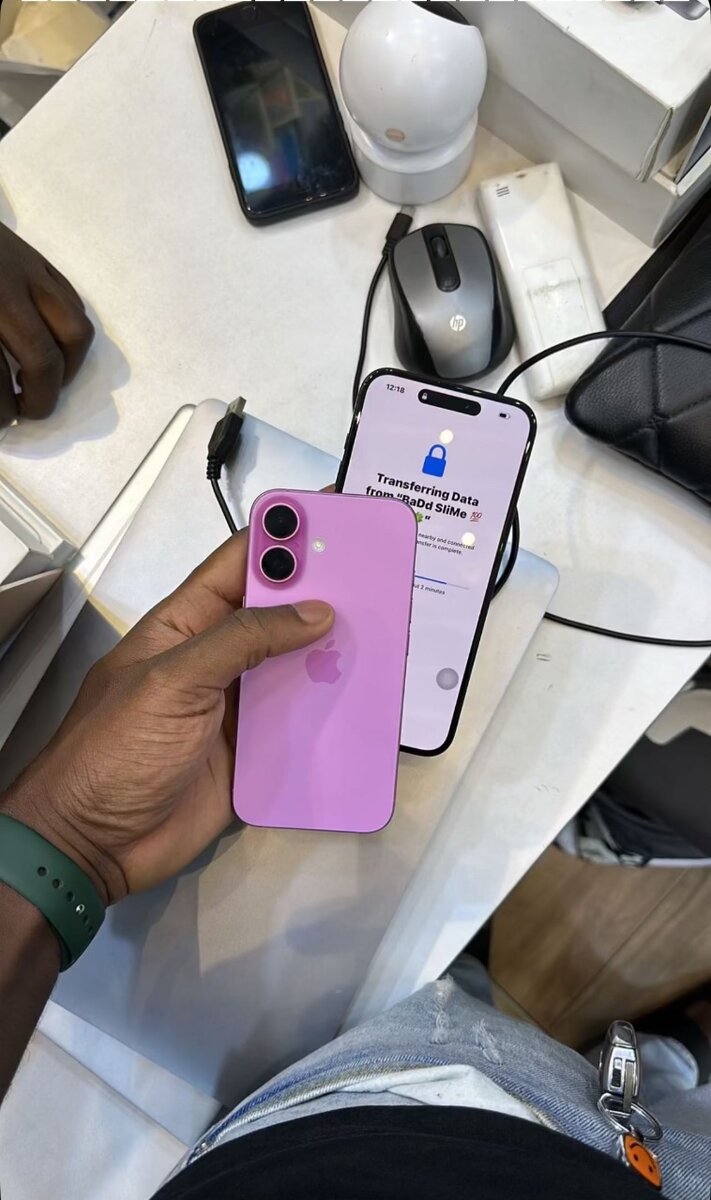 iPhone 16 plus Casi-neuf