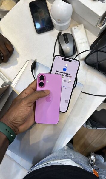 iPhone 16 plus Casi-neuf