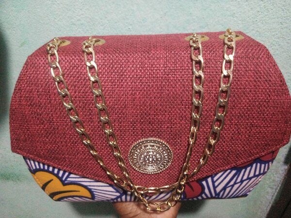 Sac à main en motifs de pagne 