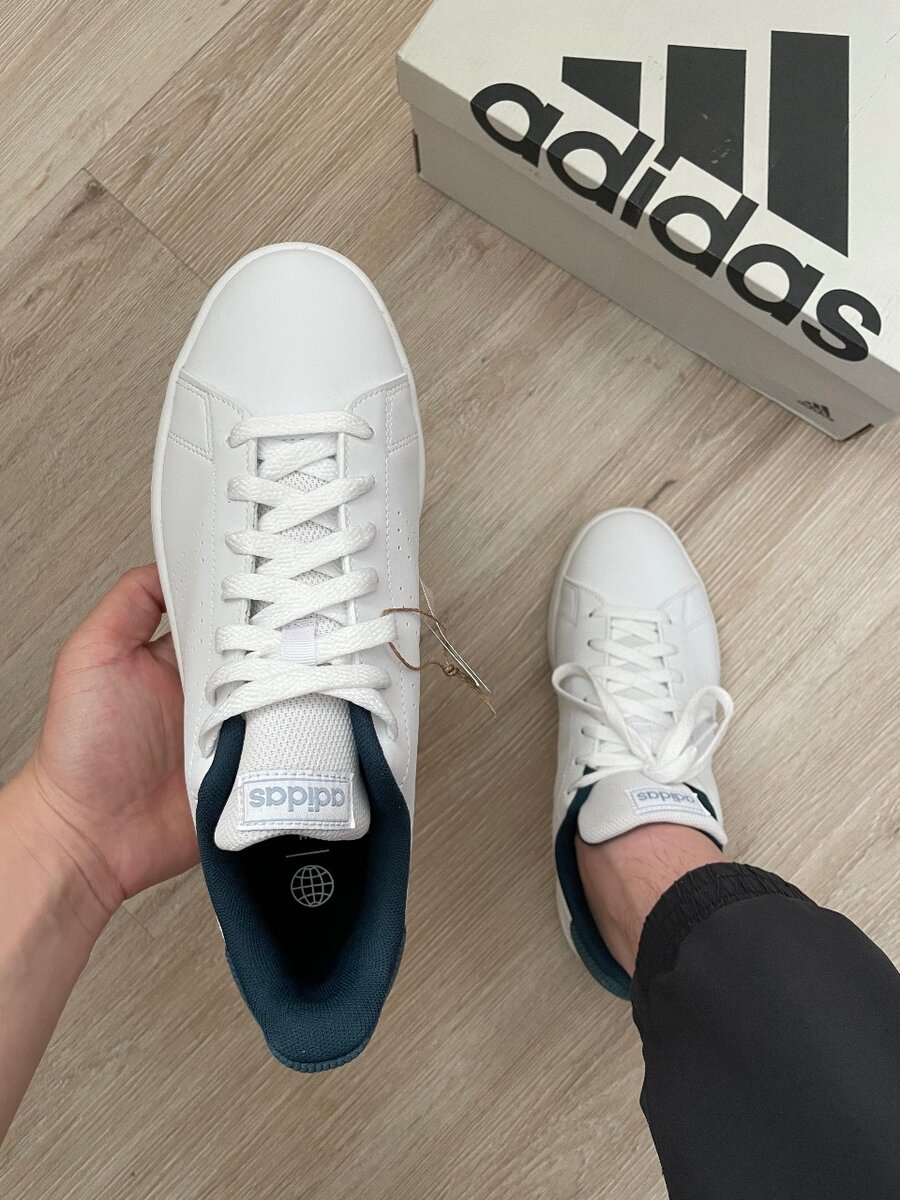 Adidas advantage base