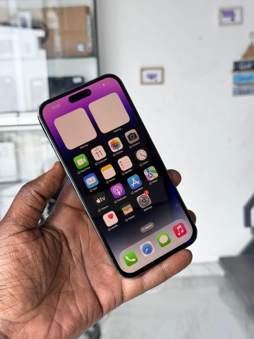 iPhone 14 Pro Max 256GB CRACKED Back