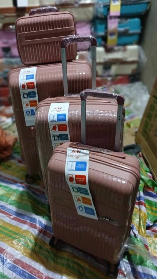 Valises rigides 3 pièces colorées