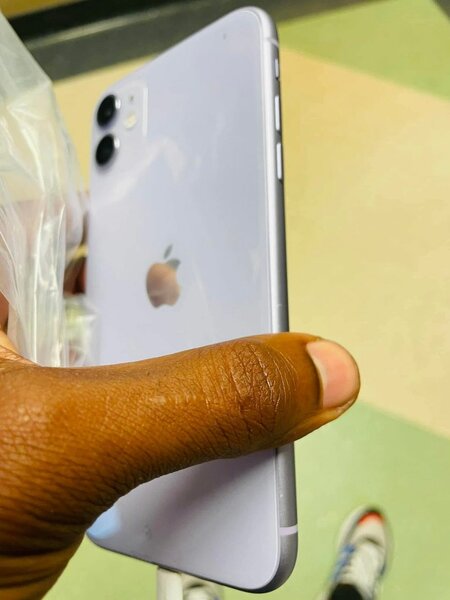 iPhone 11 Violet