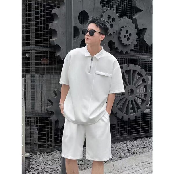 Ensemble homme blanc