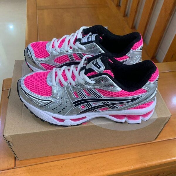 Baskets sport femme rose argenté