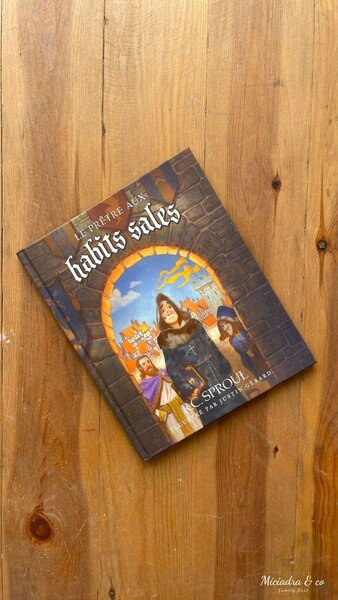 Le prêtre aux habits sales