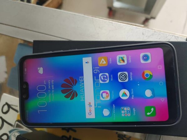 Brand new Huawei honor 9i 128gb/6gb ram 5000mAh battery capa