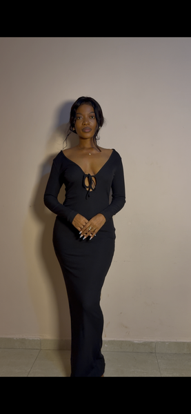 Robe longue noire élégante