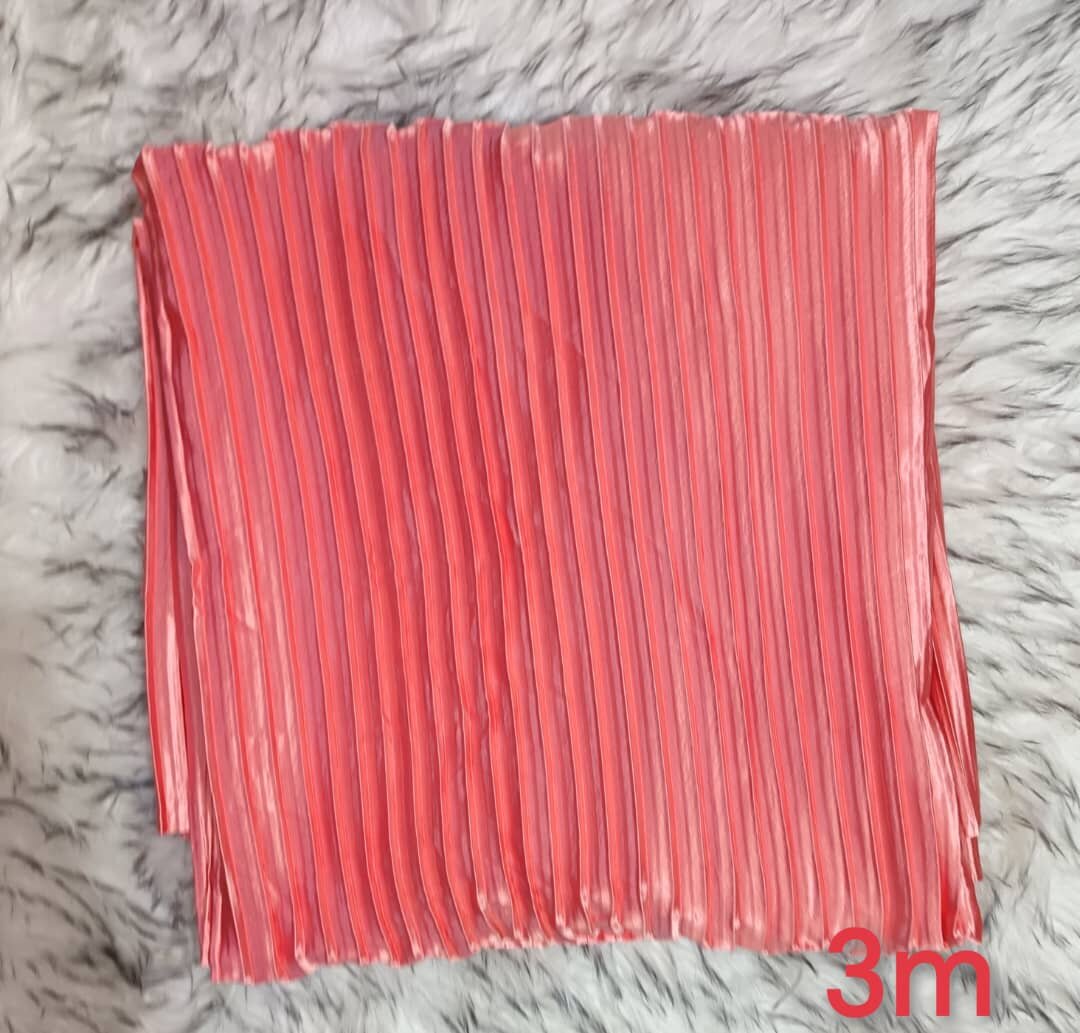Tissu plissé en satin 3m