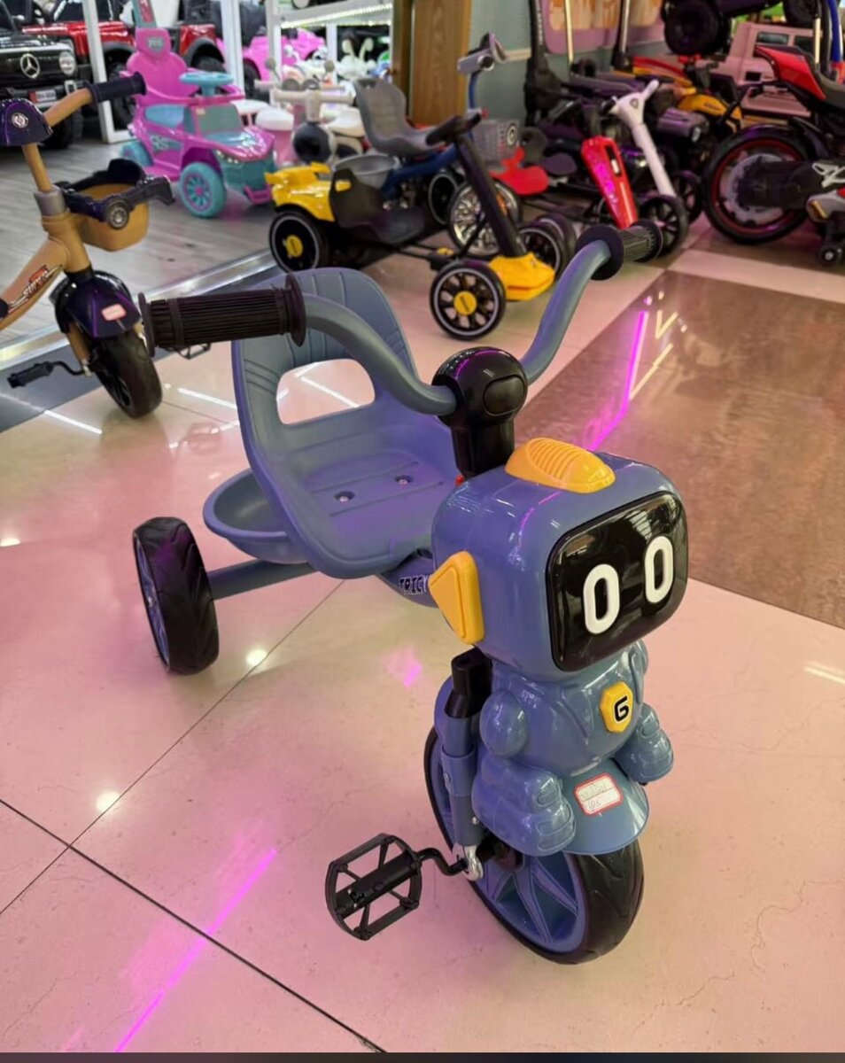 Tricycle Enfant Robot Design