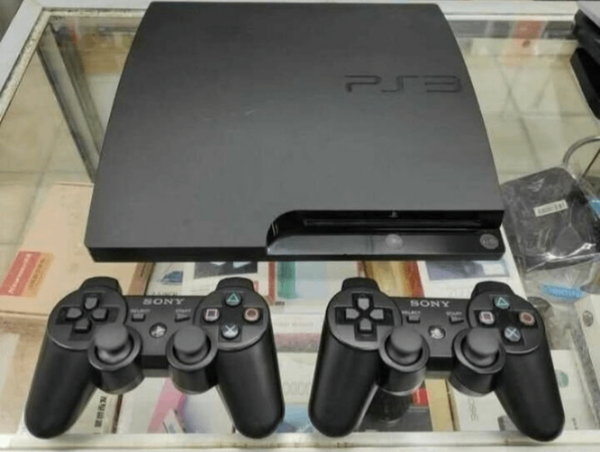 Console Sony PS3 Slim