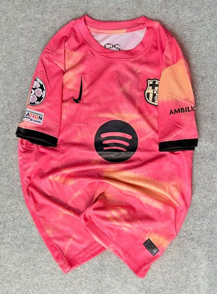 Maillots de football tendance