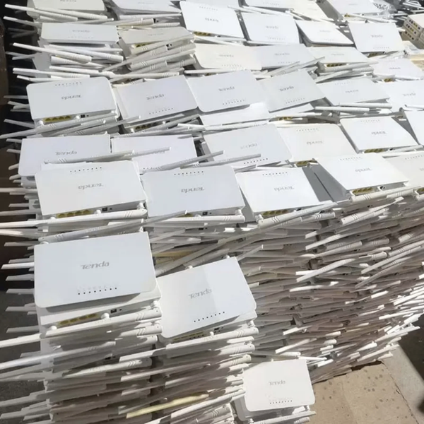 Routeur Wi-Fi Tenda F3