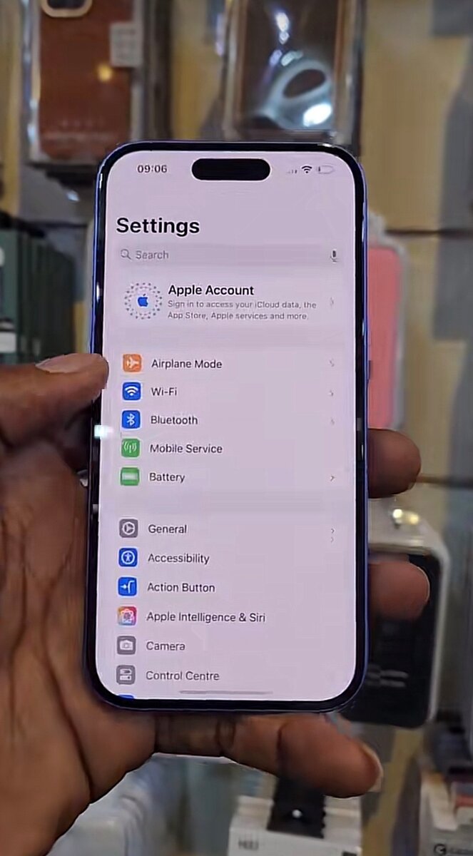 iPhone 16 128 Go Bleu