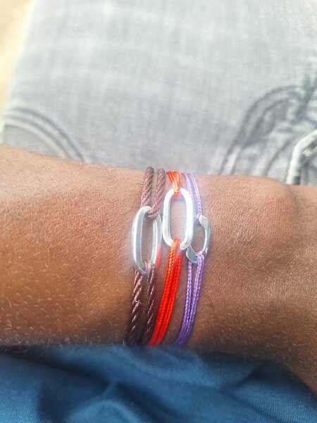 Bracelets en corde multicolore