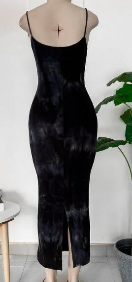 Maxi dress black with print