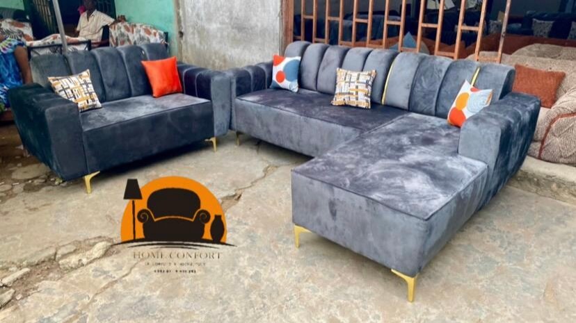 Canapé d'angle moderne gris