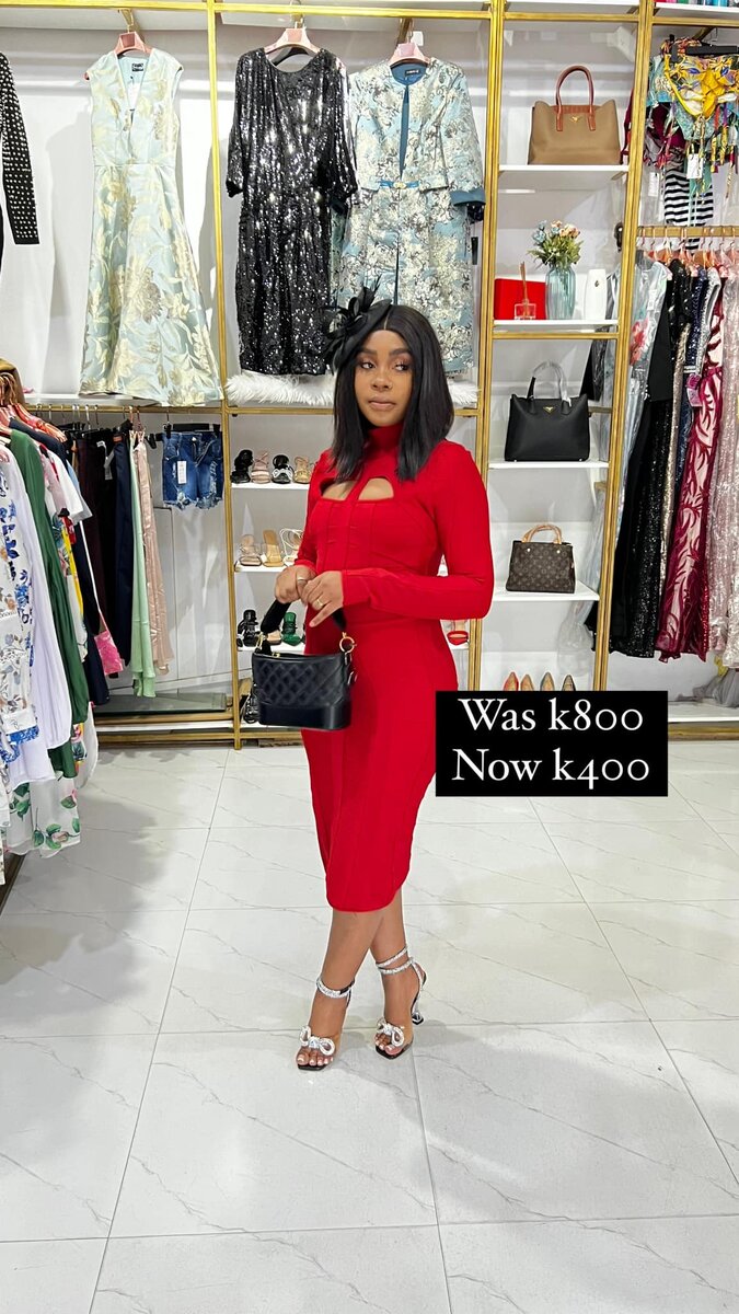 Women's Tight-fitting Red Dress with Long Sleeves