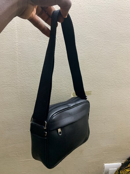 Sacoche bandoulière noire