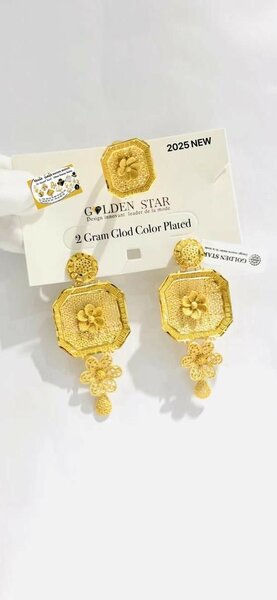 Parure dorée élégante 2025