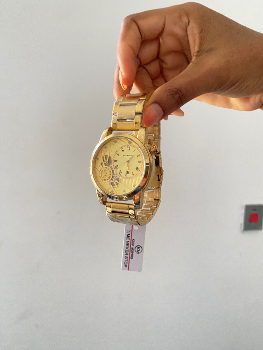 Keep Moving Wrist watch