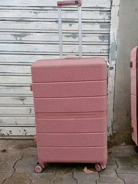 Valise Rigide Rose à Roulettes