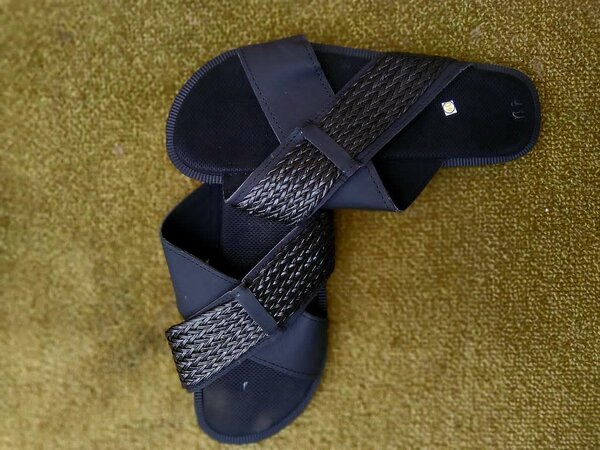 Kumasi made leather slippers for men