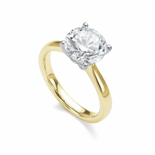 Ladies engagement ring