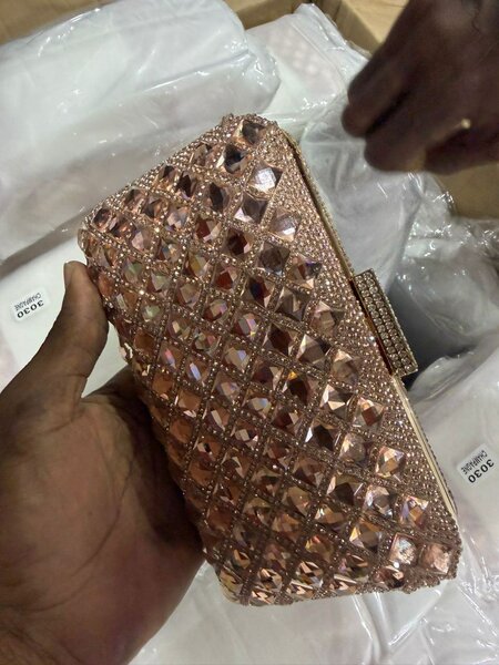 Pochettes de soirée élégantes