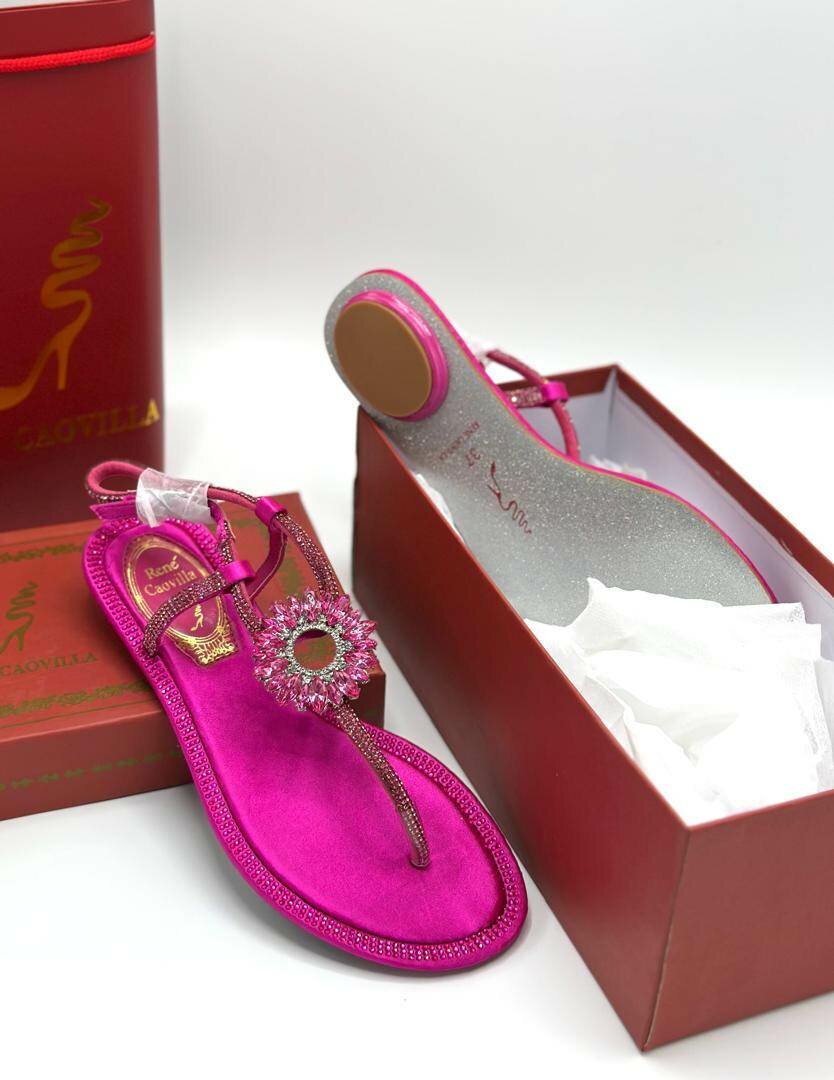 Ladies sandals