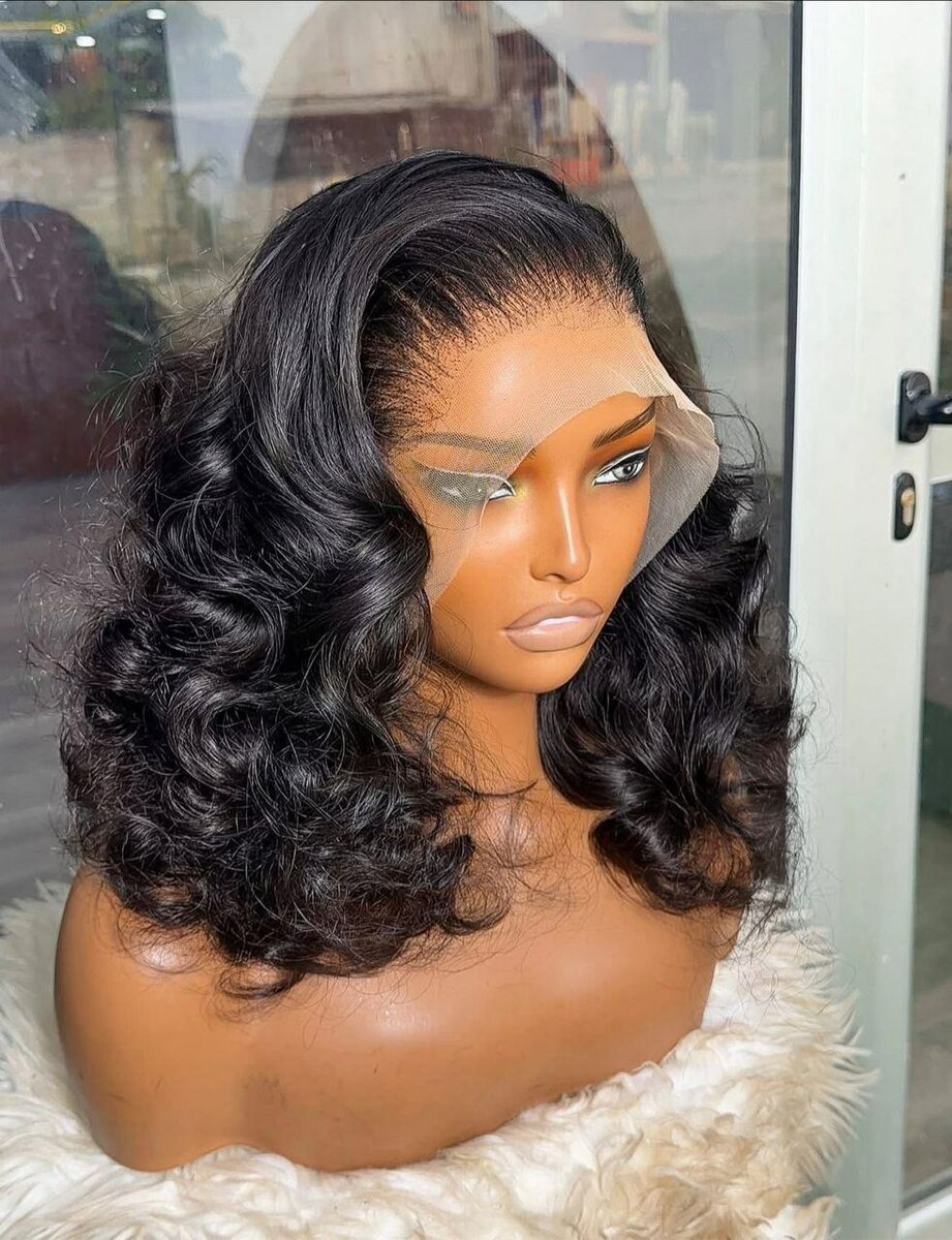 Perruque bouclée naturelle