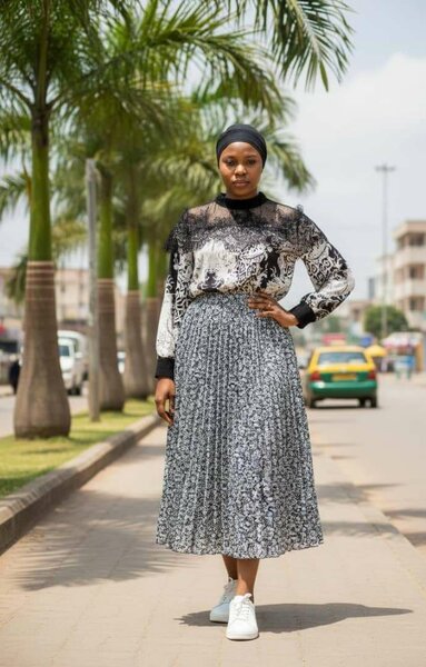 Jupe midi plissée élégante