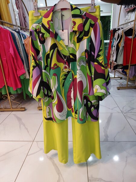 Ensemble chemisier+pantalon