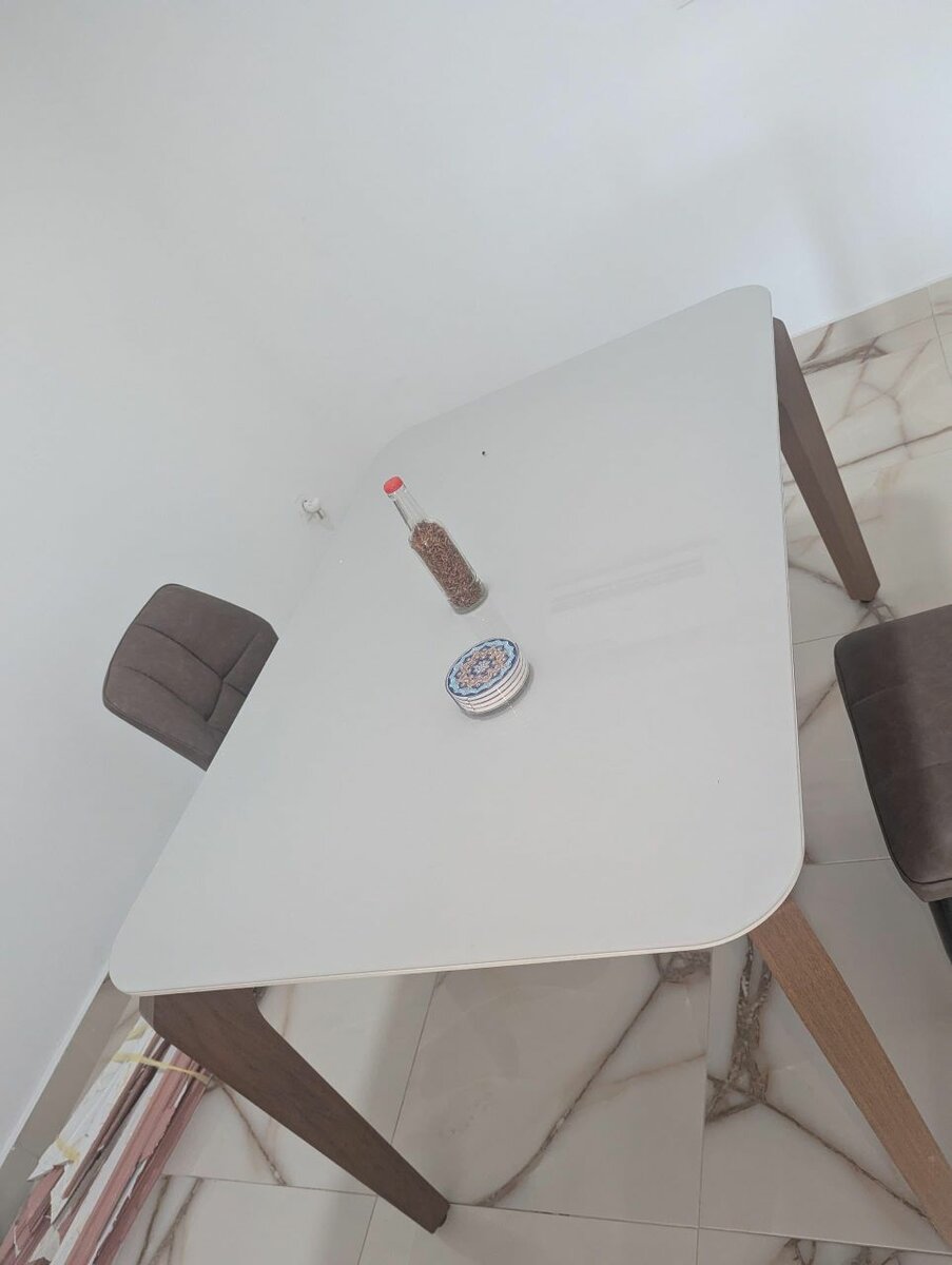 Table a manger 6 places