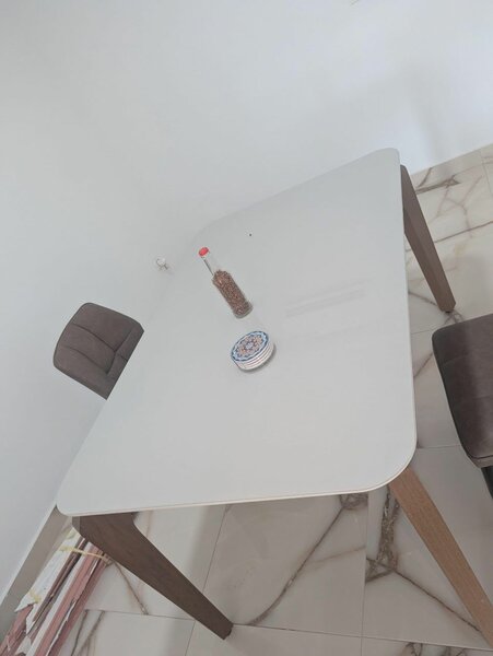 Table a manger 6 places