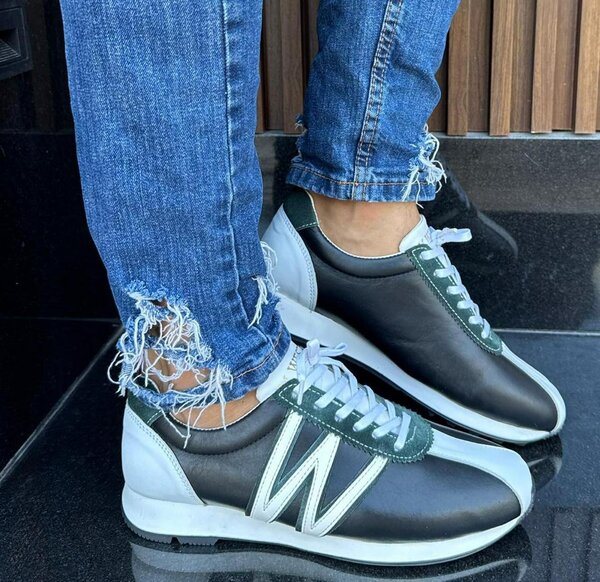 Sneakers élégants noir-blanc