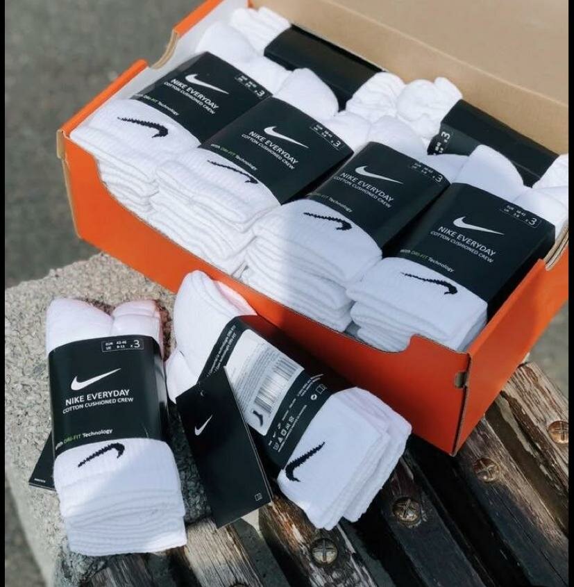 Box Chaussette Nike  1/2