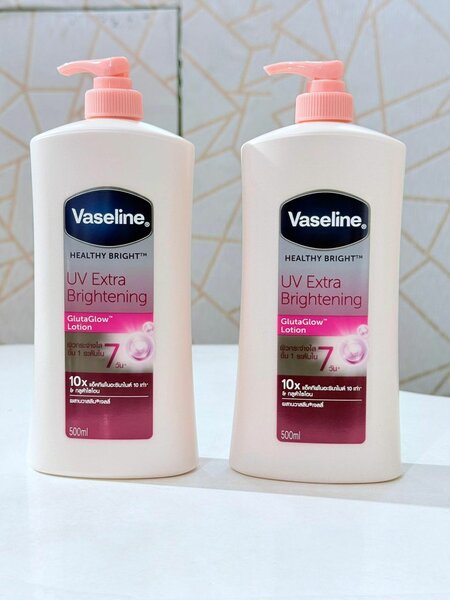 Vaseline UV extra brightening gluta glow lotion
