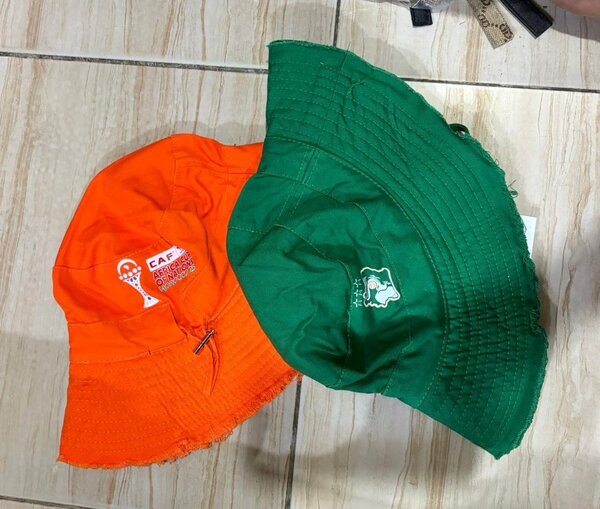 Chapeaux de supporters