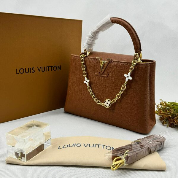 LOUIS VUITTON HANDHELD BAG