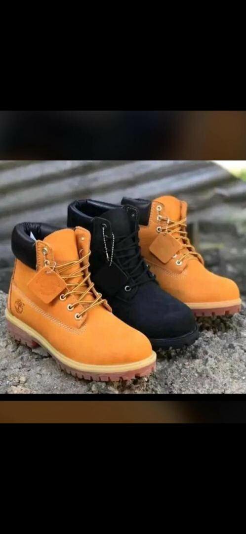 TIMBERLAND BOOTS